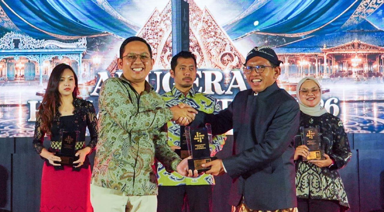 Lima Tahun Bersama Pelindo, Terminal Teluk Lamong Raih Dua Penghargaan Nasional